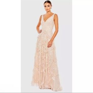 MAC DUGGAL | SEQUINED SCALLOP RUFFLE TIERED V NECK GOWN #9162